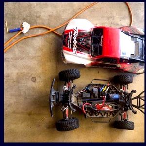 Traxxas slash vxl 4WD